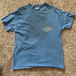 Harley Davidson Motorcycle short sleeve T-shirt in baby blue. Men’s large.